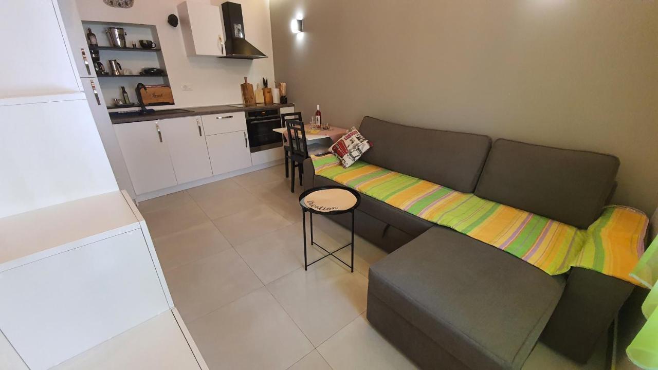 Franceska Apartmani Cres Exterior photo