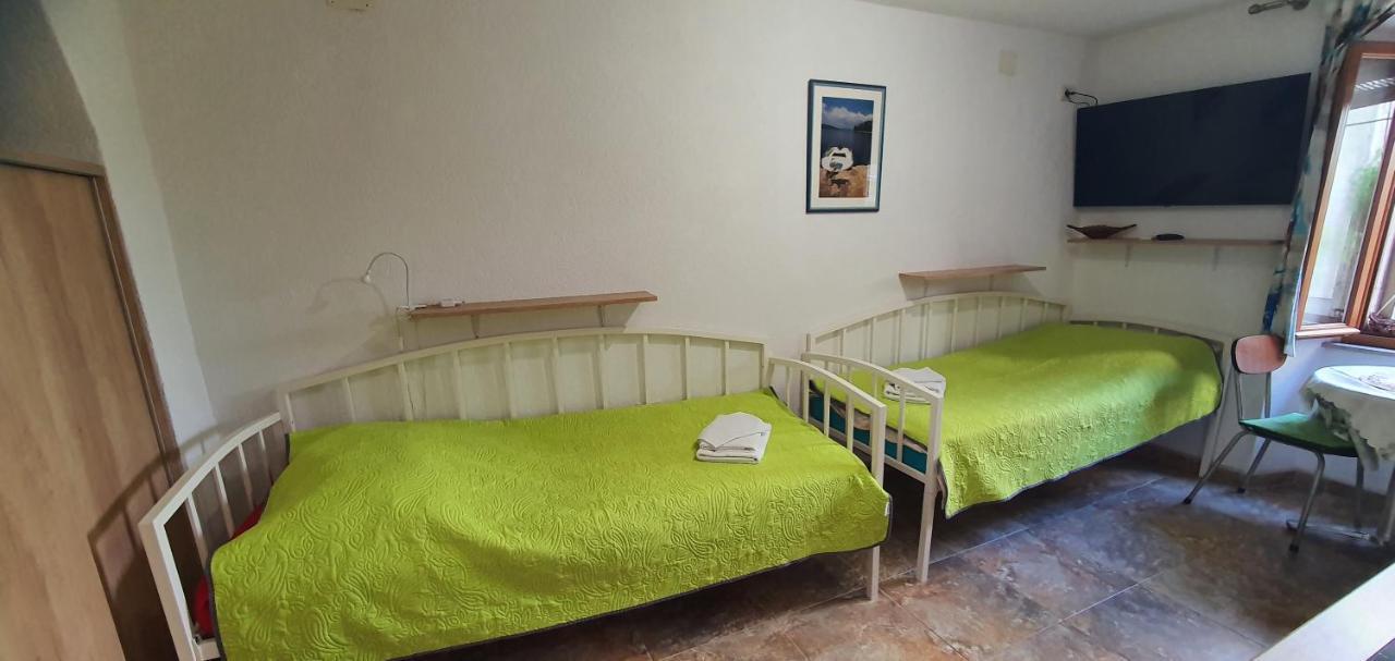 Franceska Apartmani Cres Exterior photo